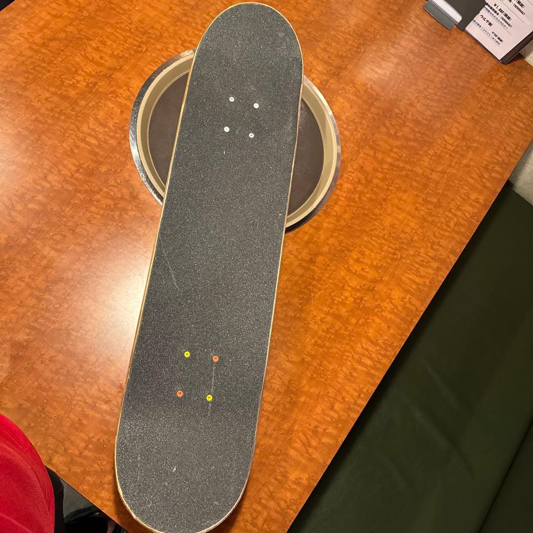 AMMY WINTER スプラッターデザイン スケートボード