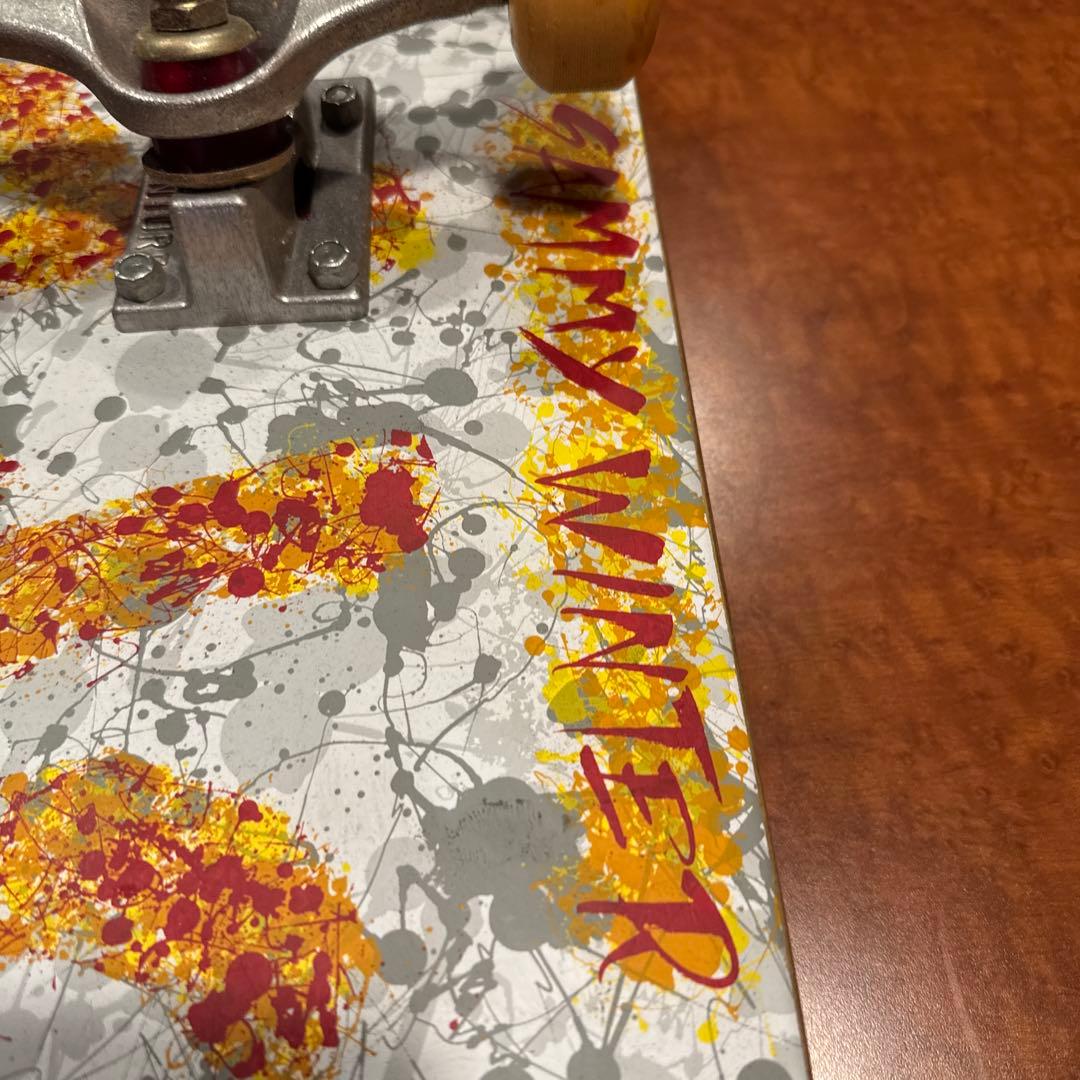 AMMY WINTER スプラッターデザイン スケートボード