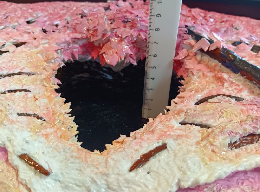 「桜並木のライトアップ」（未来絵画）