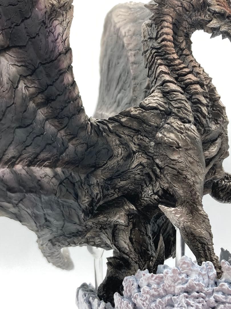 【復刻版】クリエイターズモデル 鋼龍 クシャルダオラ カプコン