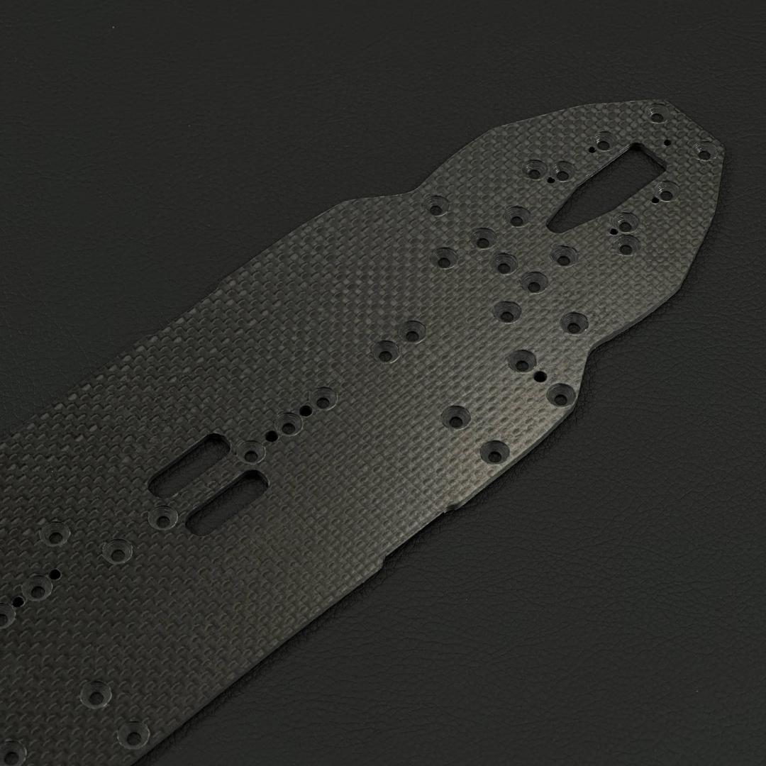 特注品 XRAY X4 2024 2025 専用設計 2.2mm 厚 m2126