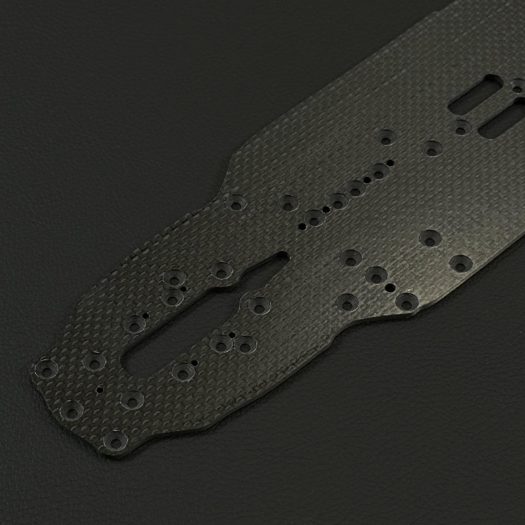 特注品 XRAY X4 2024 2025 専用設計 2.2mm 厚 m2126