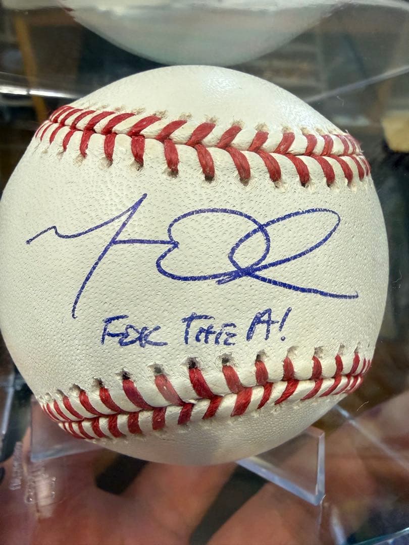 fanatics under matt olson サインボール topps以外