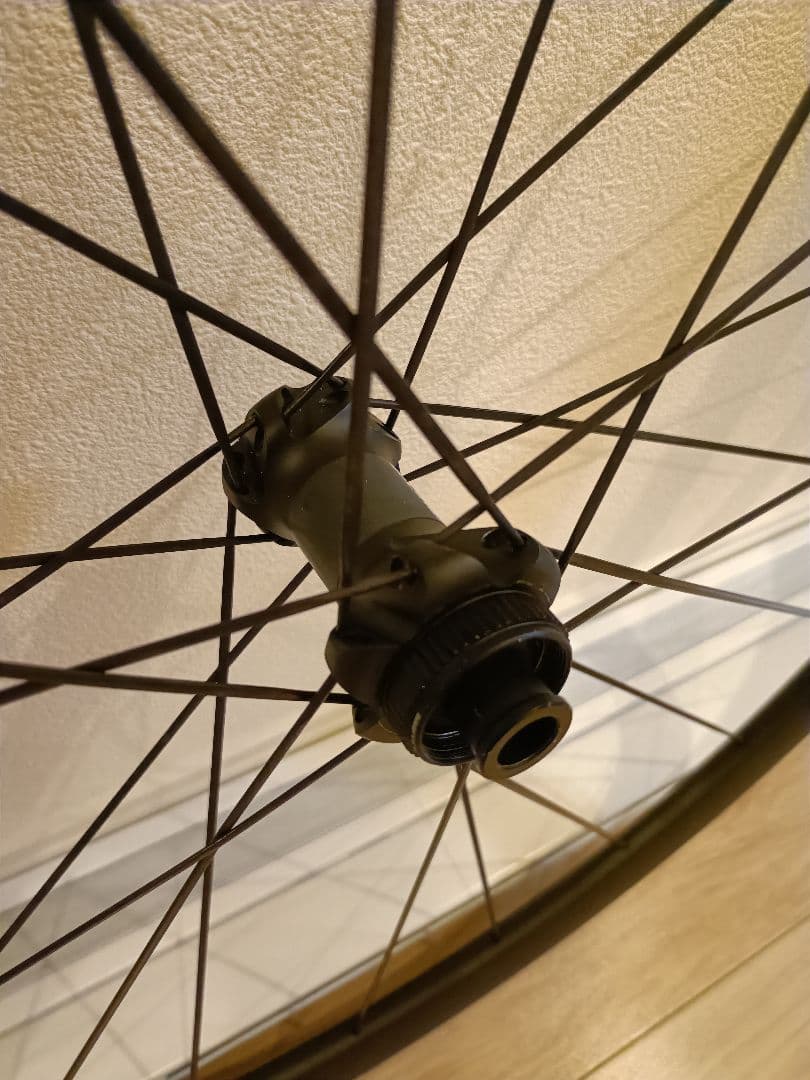 DT SWISS 「ディーティー スイス」 P1800 SPLINE 32