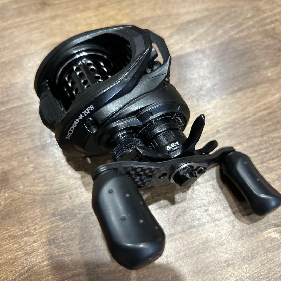専用！美品　アブガルシア　ロキサーニBF8　リール 右ハンドル