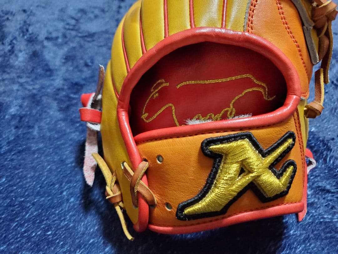 【～2/10】限定出品 ジャイアンツ 岡本和真 選手 支給品 実使用 グローブ