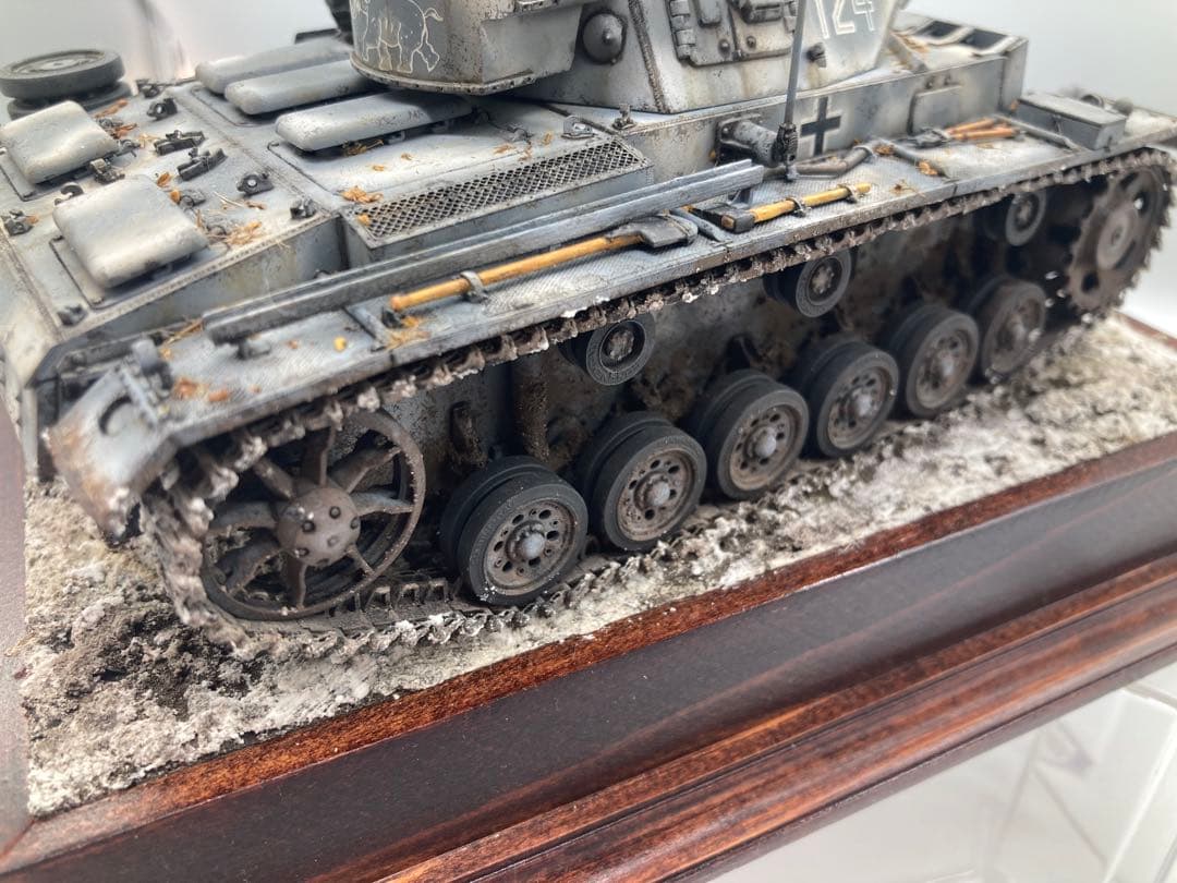 戦車完成品 1/35 3号戦車L型 ヴィネット全塗装済み完成品