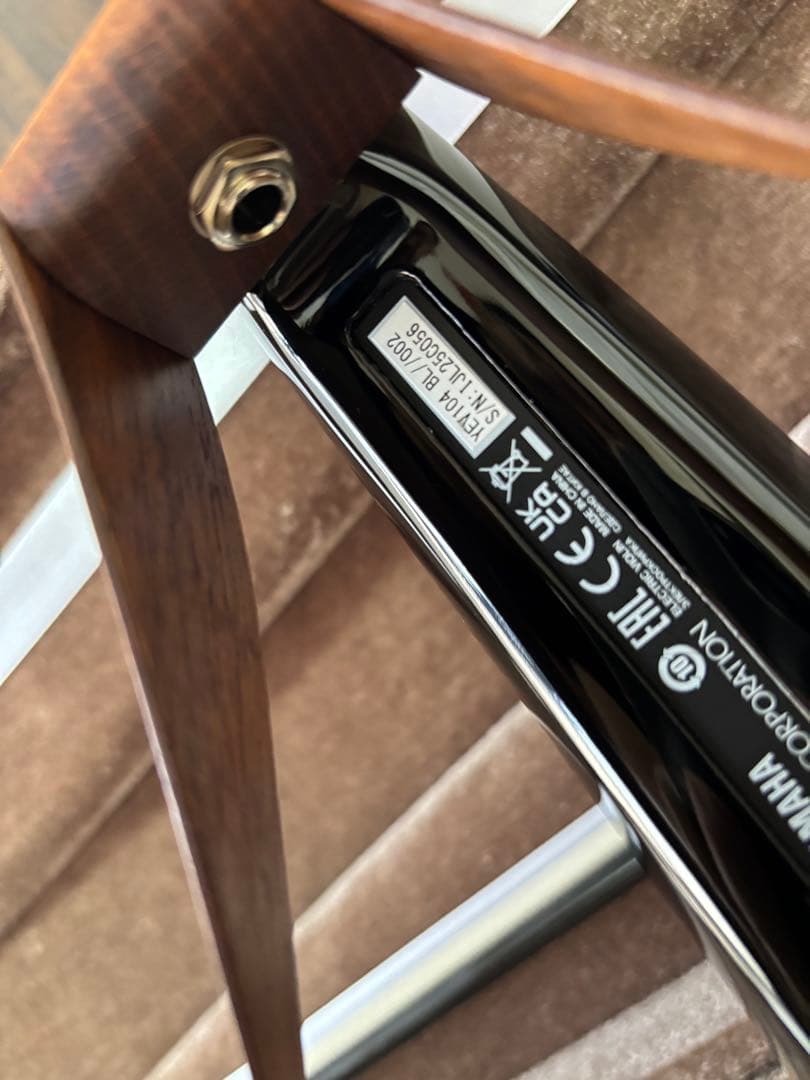 弦楽器 Electric Violin Model YEV104