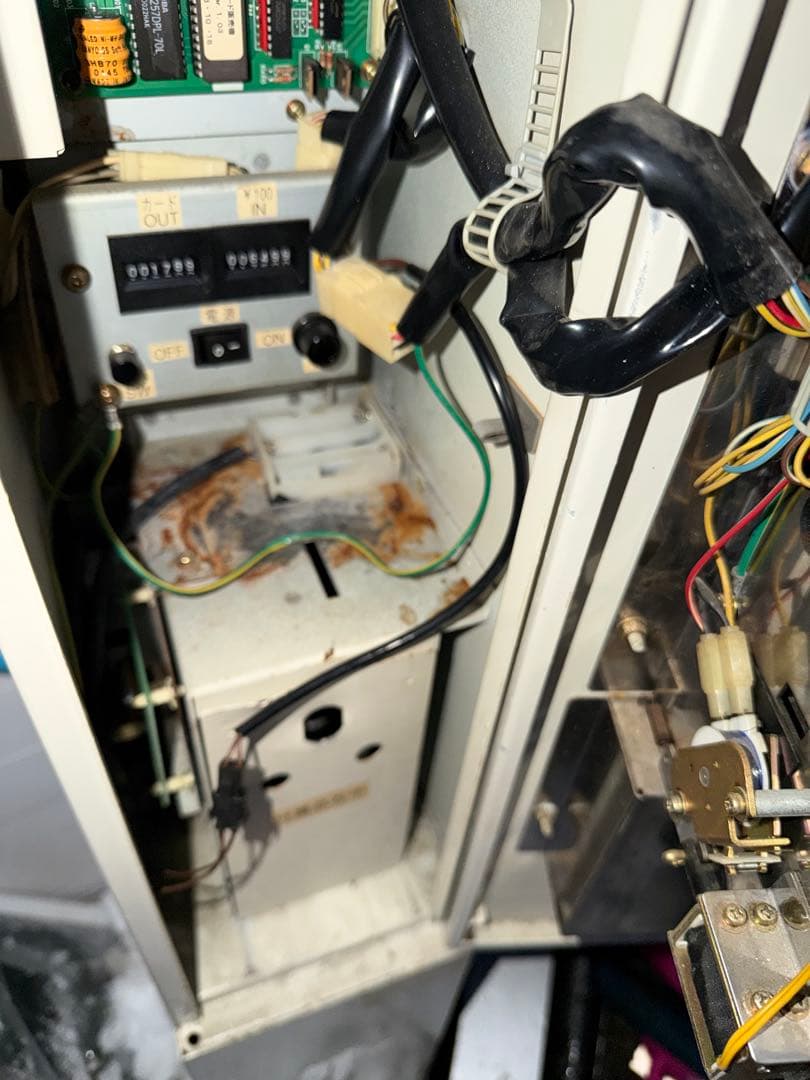 ジャンク　カード販売機　SEGA 引き取り限定