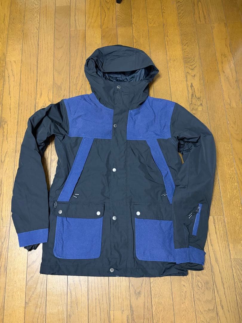 クイックシルバー　スノーボードウエア　セット レディースMサイズ