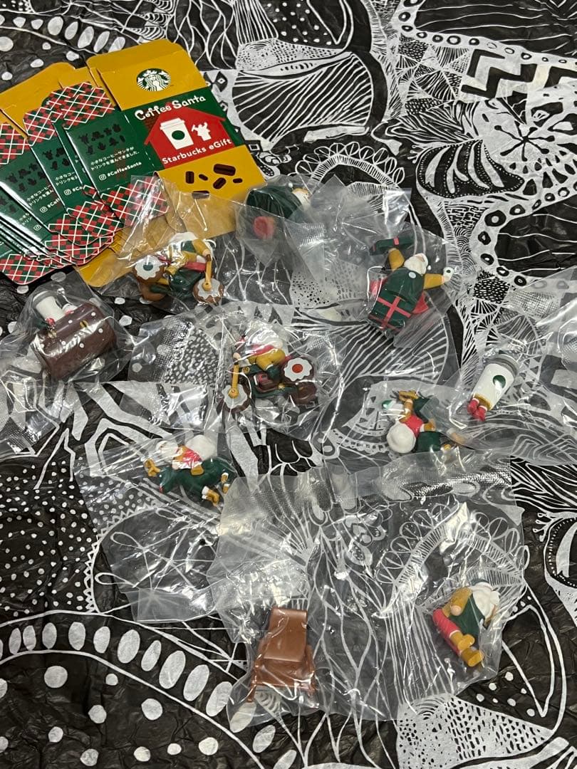 スターバックス　コーヒーサンタ　2019 コンプリート　シークレット 非売品