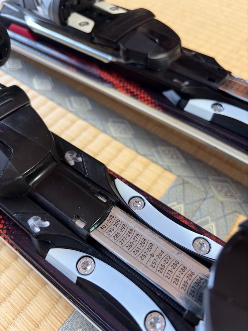 ATOMIC NOMAD オールマウンテンスキー（ポール付き）