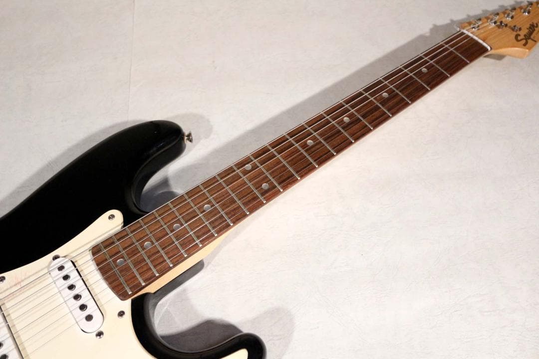■スクワイヤー■Squier by Fender■人気のSTRAT■送料込