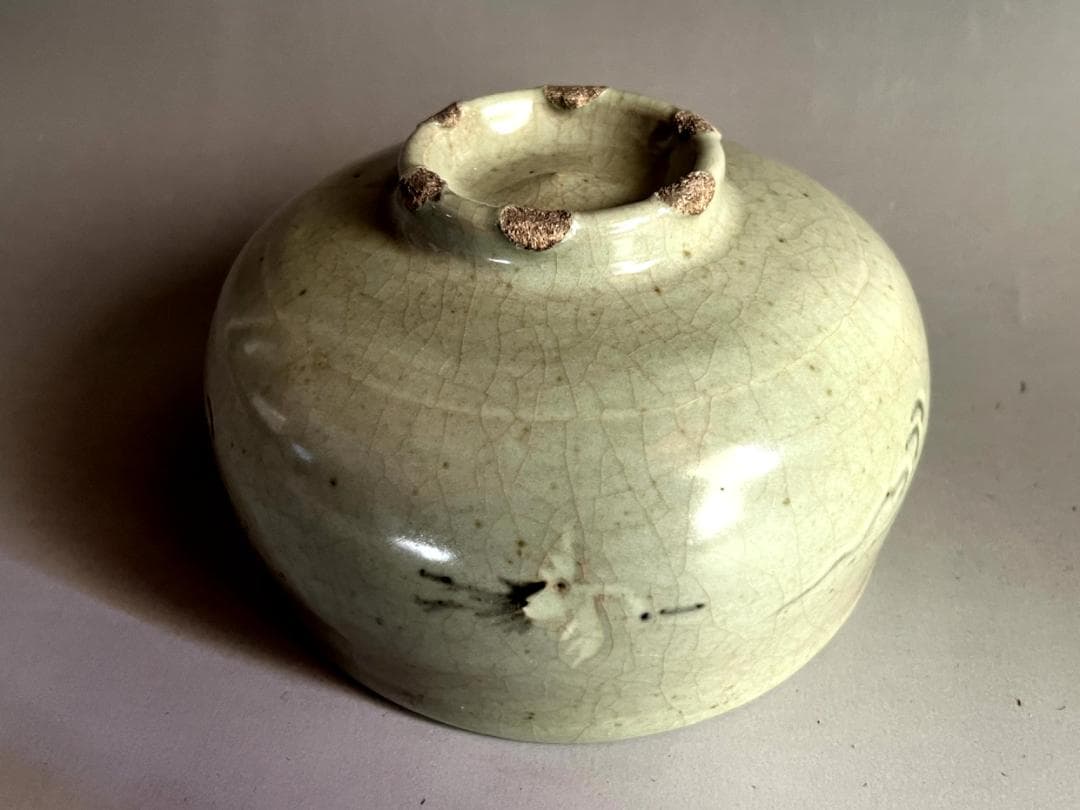 茶碗■李朝雲鶴古青磁碗 象嵌鶴雲文 時代箱仕覆付 お茶道具 時代物 骨董品■