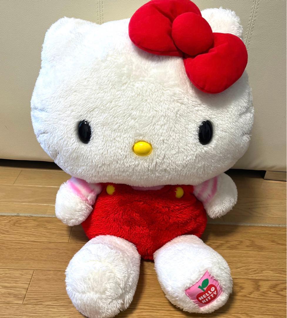 ハローキティ　大きめぬいぐるみ
