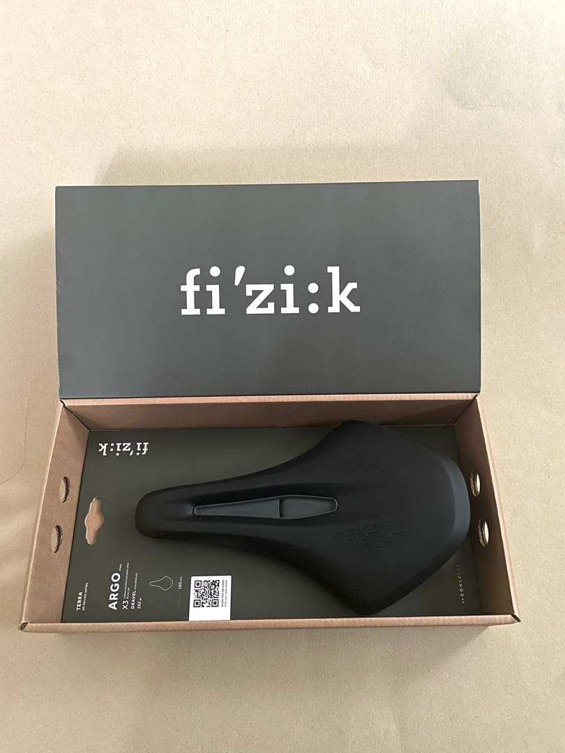 フィジーク アルゴ テラ X3 サドル 160mm FIZIK