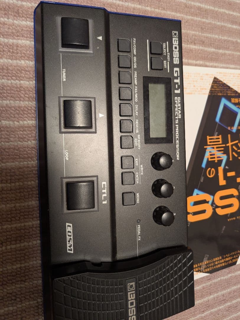 BOSS GT-1 ギターエフェクター 教科書付き