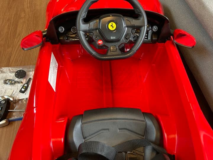 子供用　自動車　電動カー　ラジコン