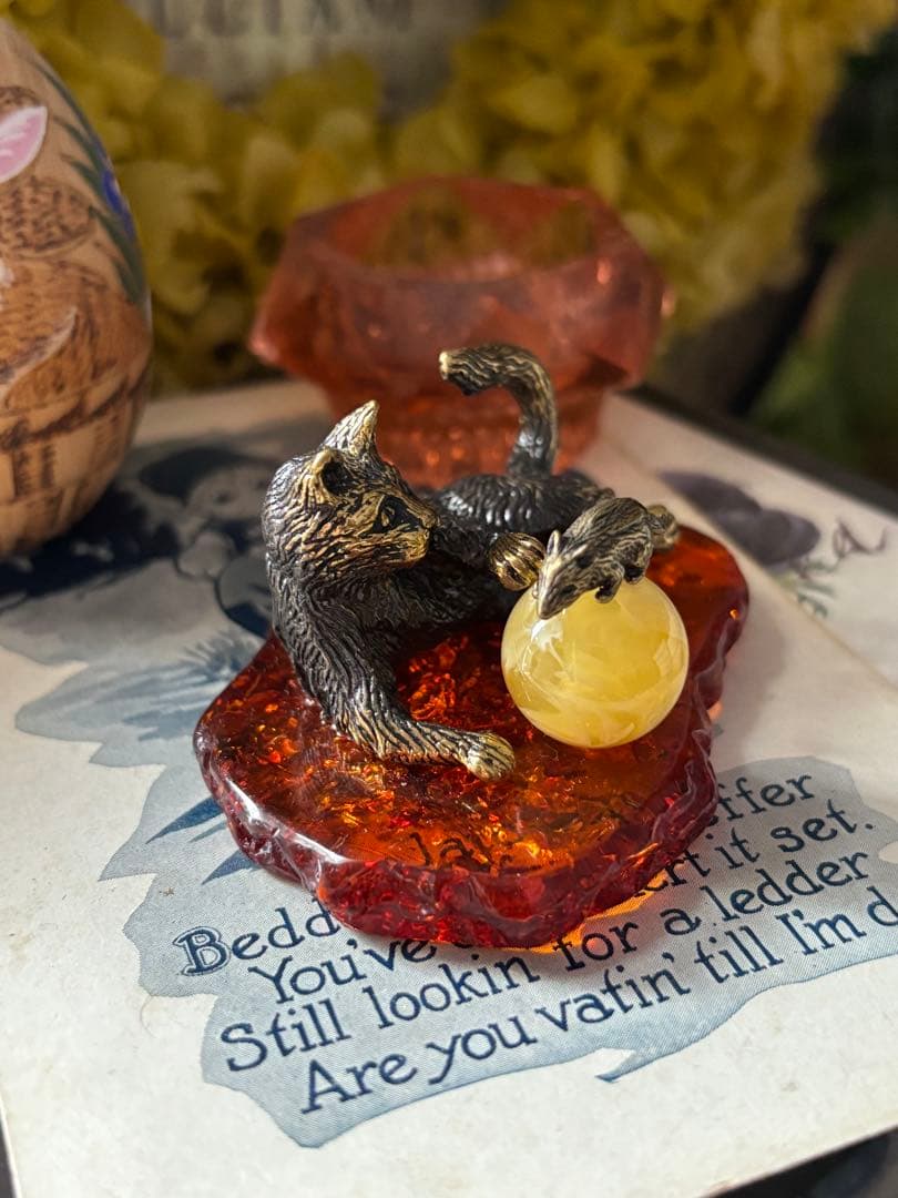 入手困難◆新品◆ロシア製ブロンズと琥珀、猫とネズミ