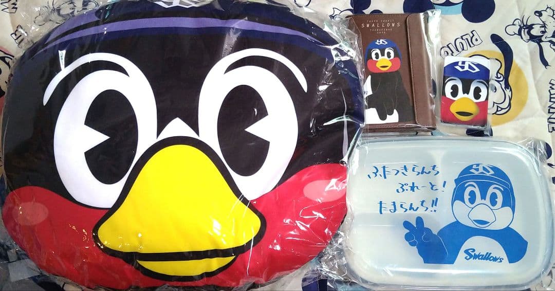 ヤクルトスワローズ　ユニフォーム　色紙等セット
