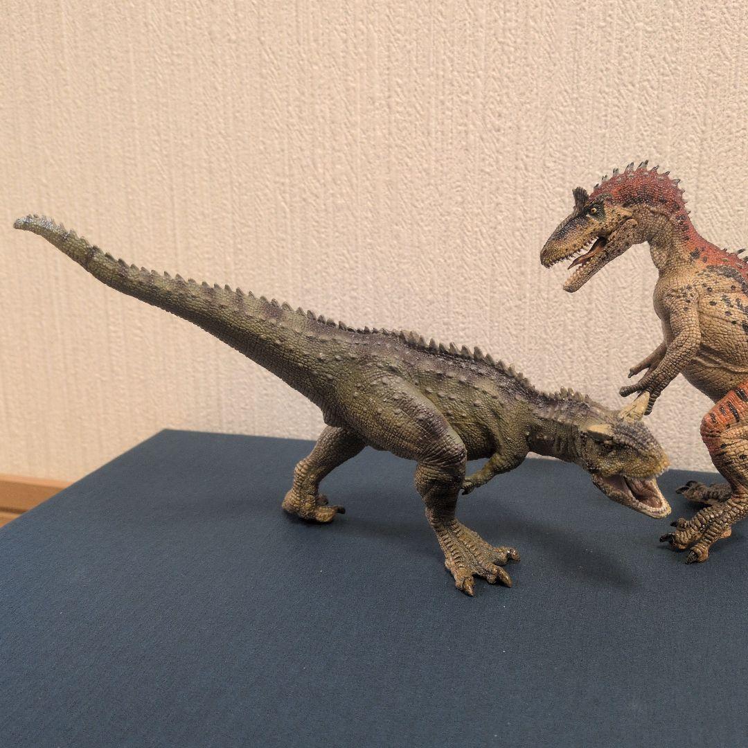パポ　クリオロフォサウルス　カルノサウルス