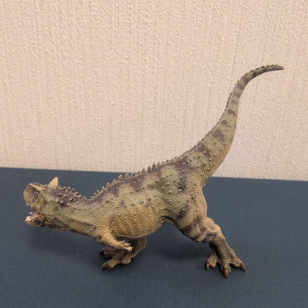 パポ　クリオロフォサウルス　カルノサウルス