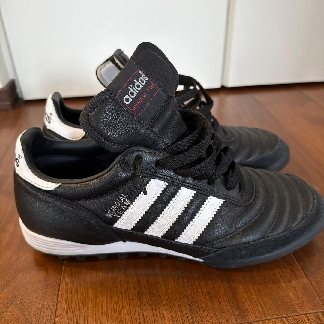 adidas Mundial Team ブラック/ホワイト 25.5