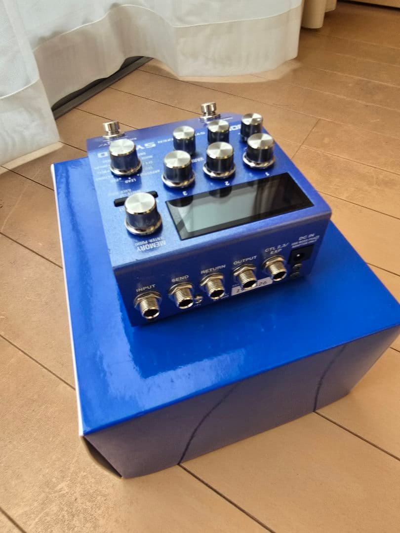 BOSS SY-200 シンセサイザー