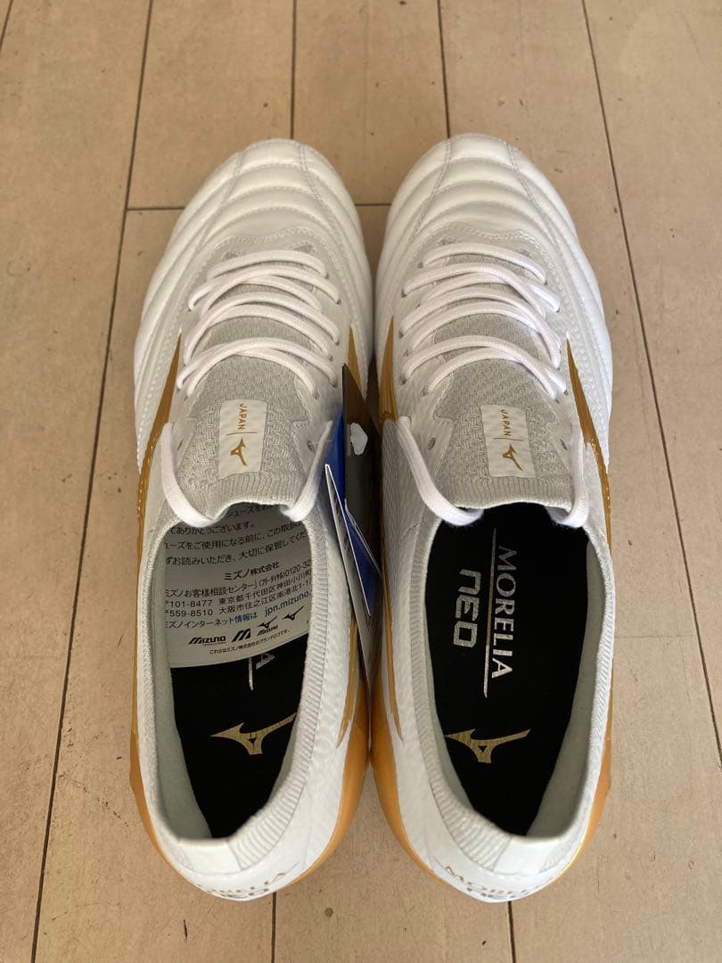 モレリアネオ4βジャパン　白✖️金　26.5㎝ 新品。