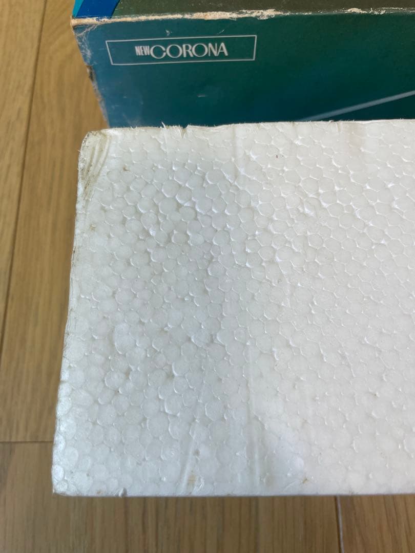 美品トヨタ コロナ メタル製 ゴールド　シガレットケース　ノベルティ　1973