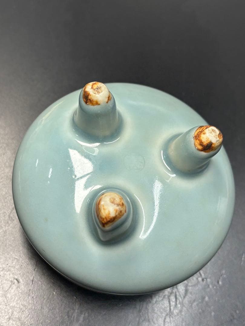 【極美品】諏訪蘇山作 香炉 青磁 三足香炉 純銀 花刻透し火屋 信幸造