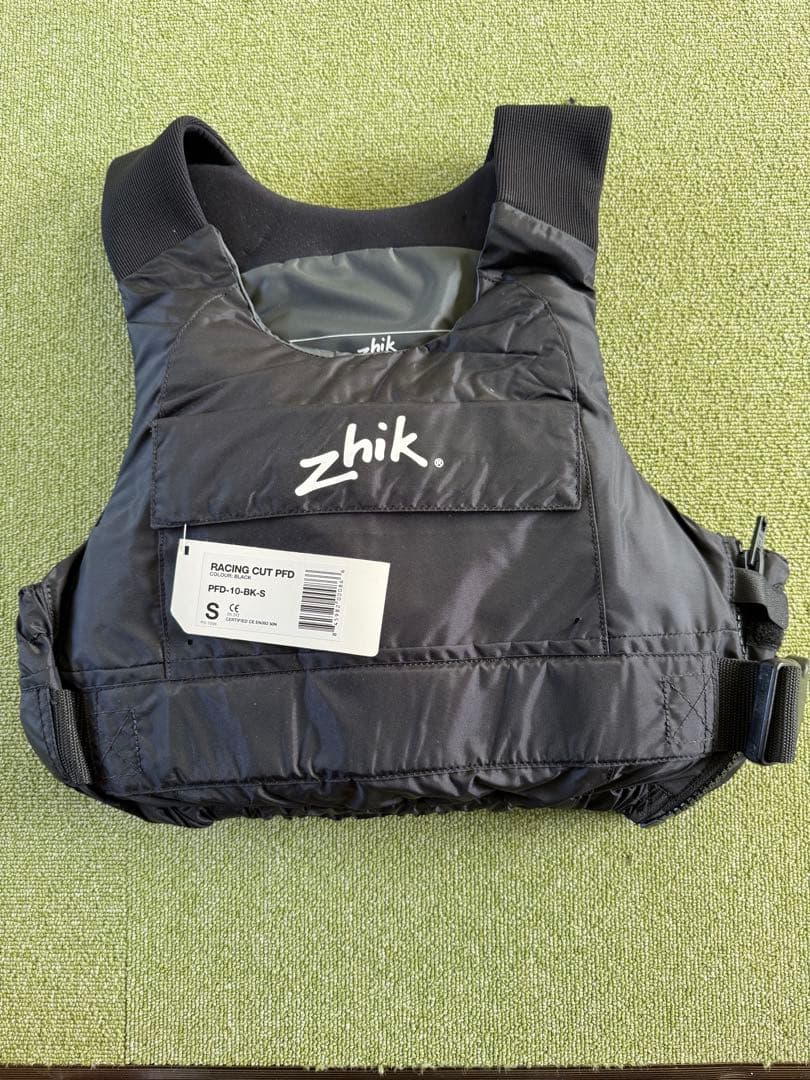 Zhik ライフジャケット S