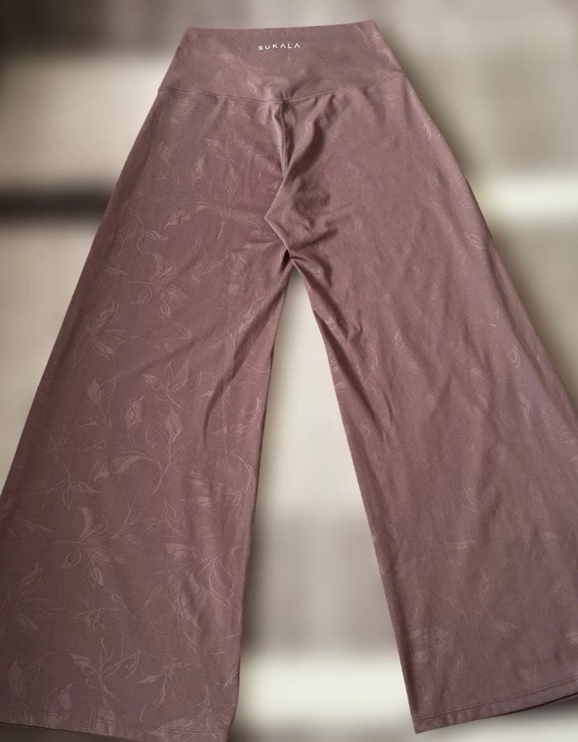 LAVA SAKURA ヨガパンツワイドM