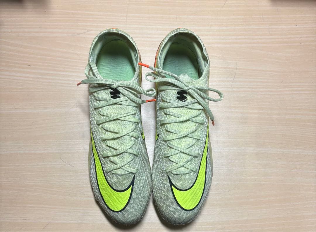 ナイキ マーキュリアル ヴェイパー 16 エリート