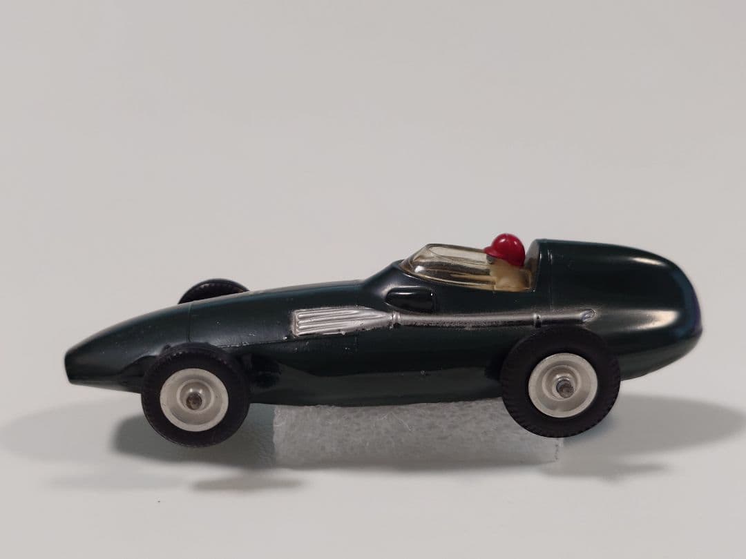 SOLIDO REF 104 VANWALL （②green）