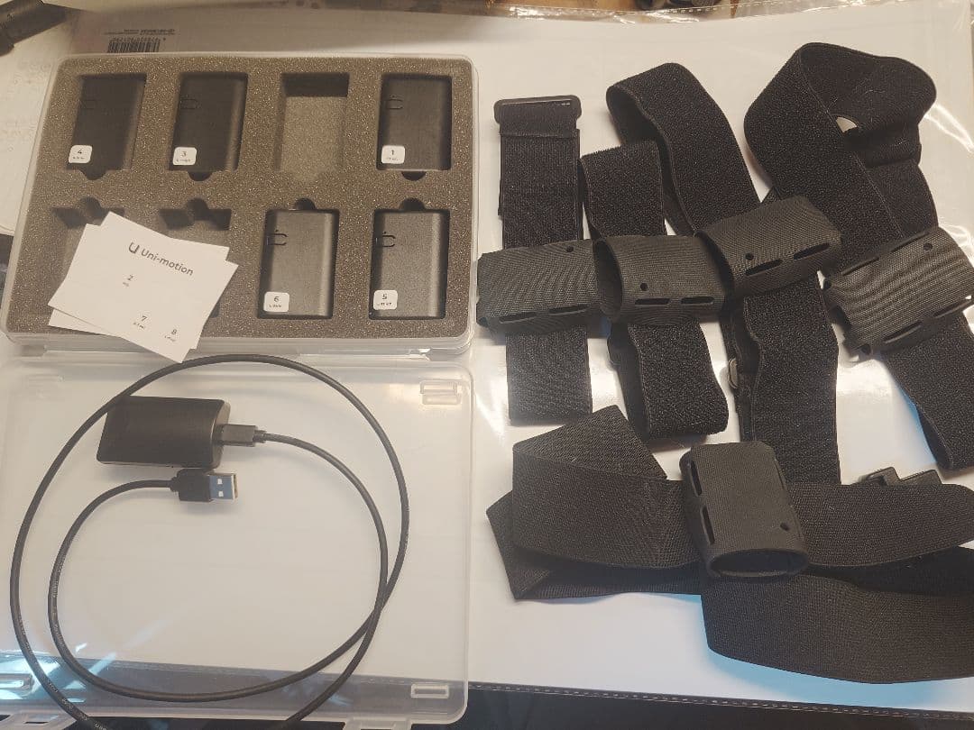 小物・アクセサリー Uni-motion Core