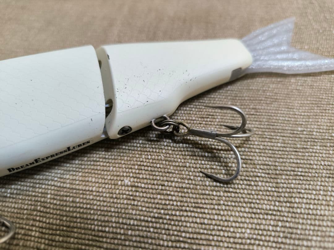 トリプルデラックスSWモデル（マットバニラ）中古美品