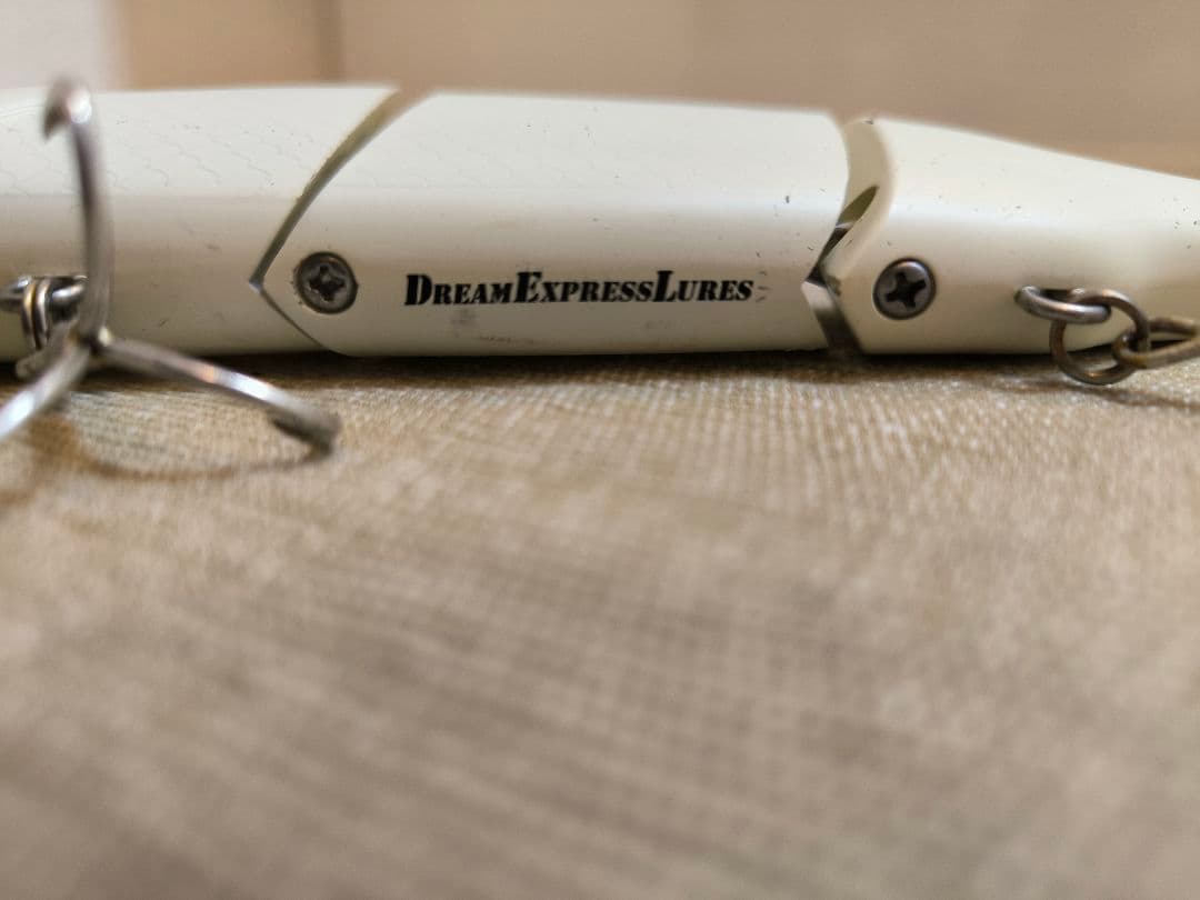 トリプルデラックスSWモデル（マットバニラ）中古美品