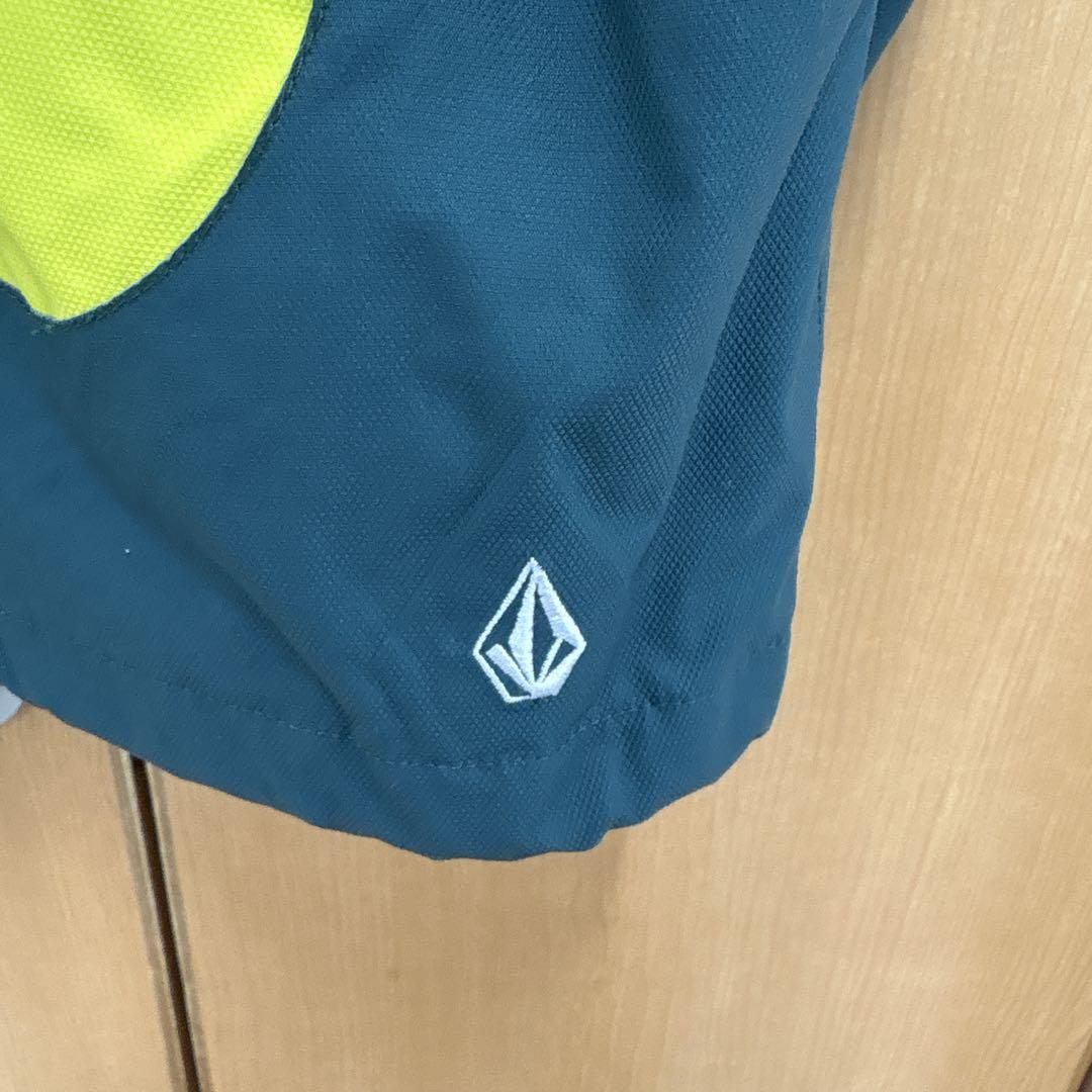 VOLCOM スノーウェア　スノーボードウェア　ウィンタースポーツ　ボルコム