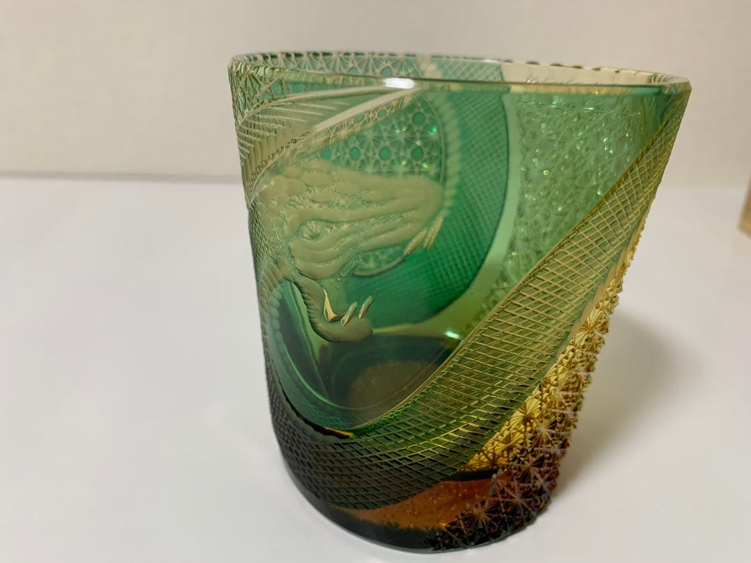 キ*ョ様 江戸切子　伝統工芸士但野英芳作　「蛇」　オールドグラス