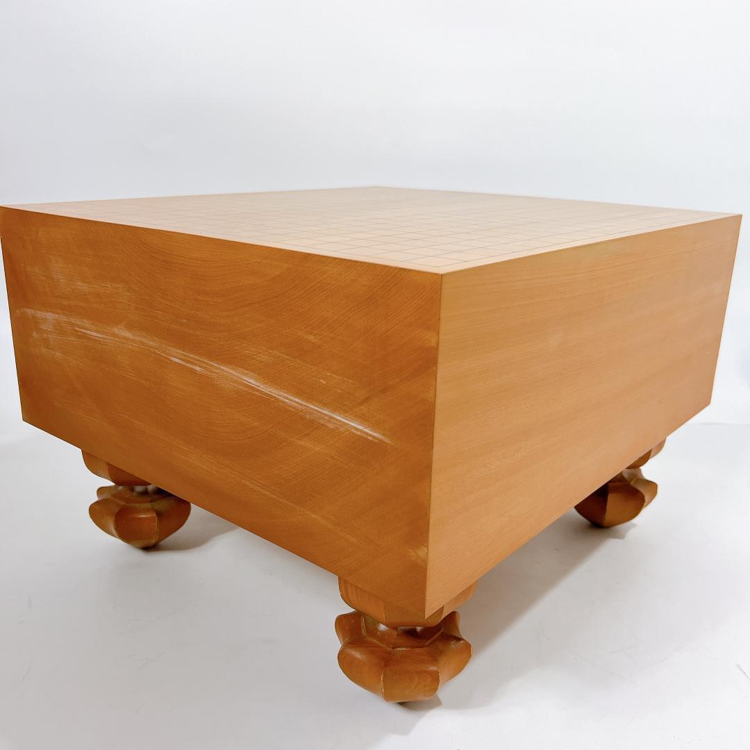 【囲碁 足付 高級碁盤】貴重 極厚 5寸7分 本榧 桐箱 へそ有り 板目 木裏