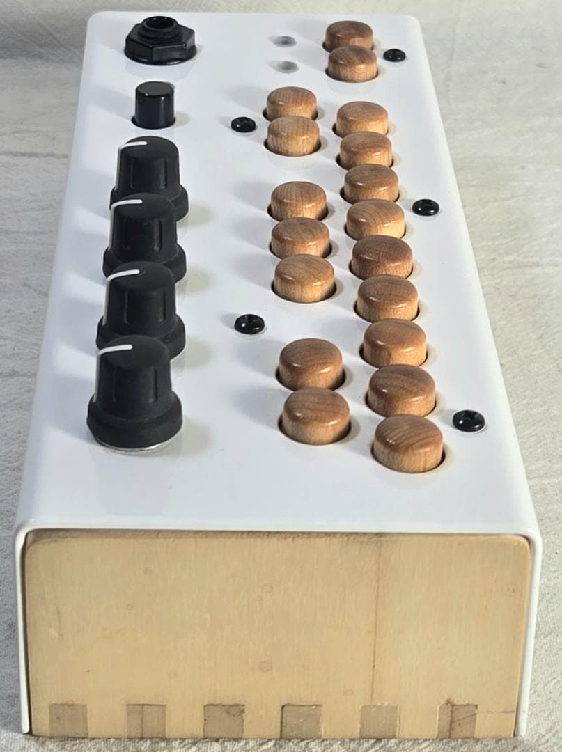 ★廃盤品!★ Bolsabass ボルサベース ガジェット ベースシンセ