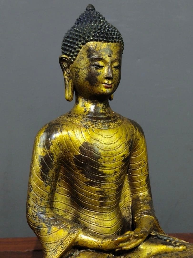 珍品 銅製鎏金仏像〈释迦牟尼仏〉高さ23cm