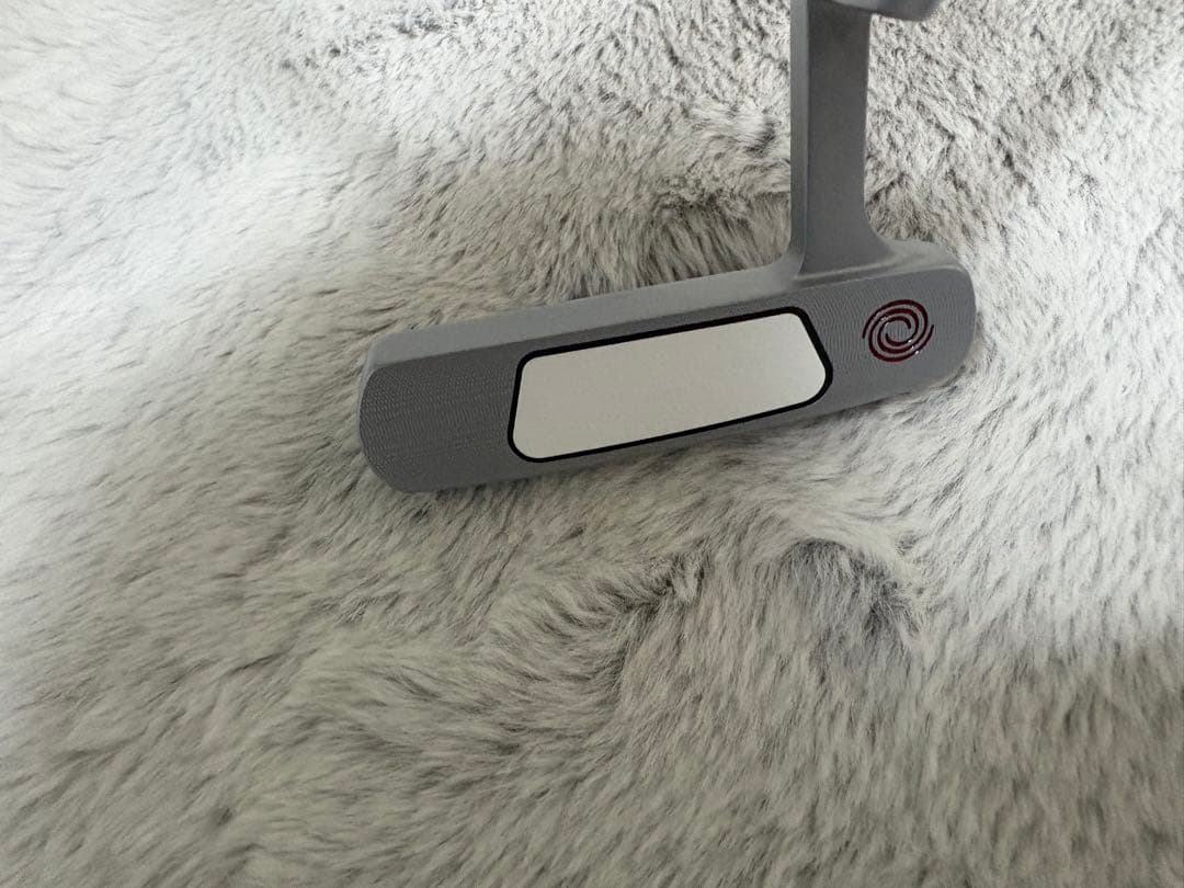 ODYSSEY White Hot パター