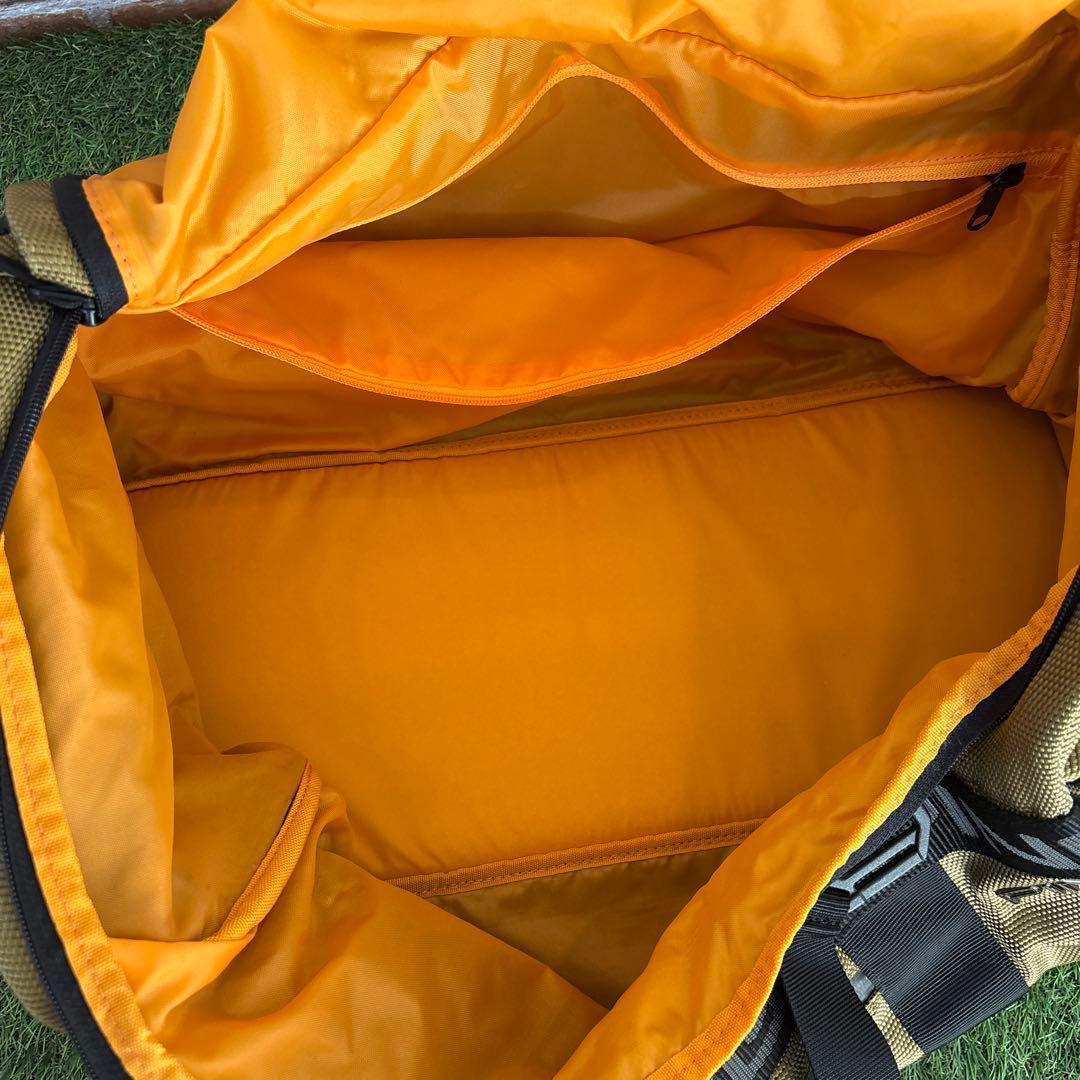 ‼️ピン ダッフルバッグ ベージュ‼️