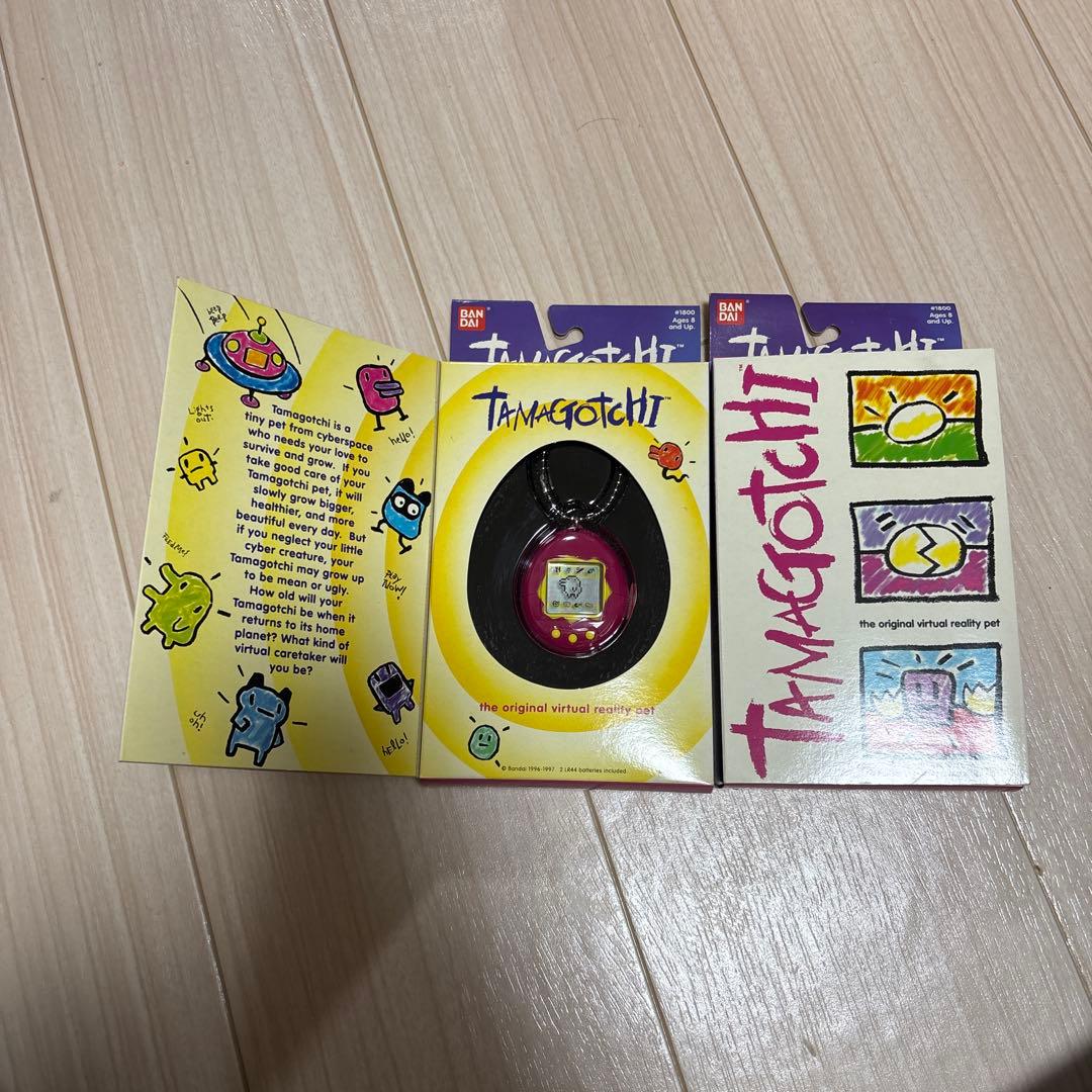 激レア！ Tamagotchi たまごっち海外版 2個セット