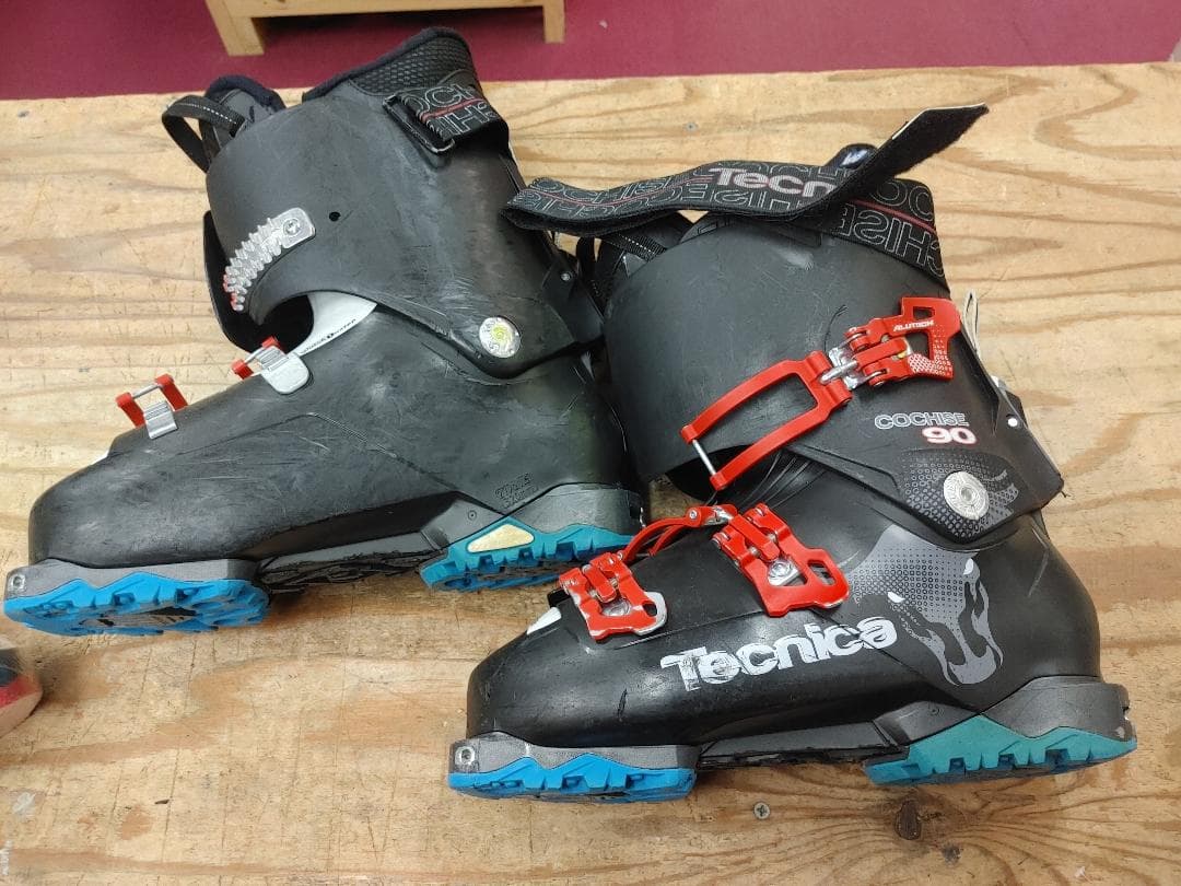 スキー 27-27.5 Tecnica Cochise 90 AT BC