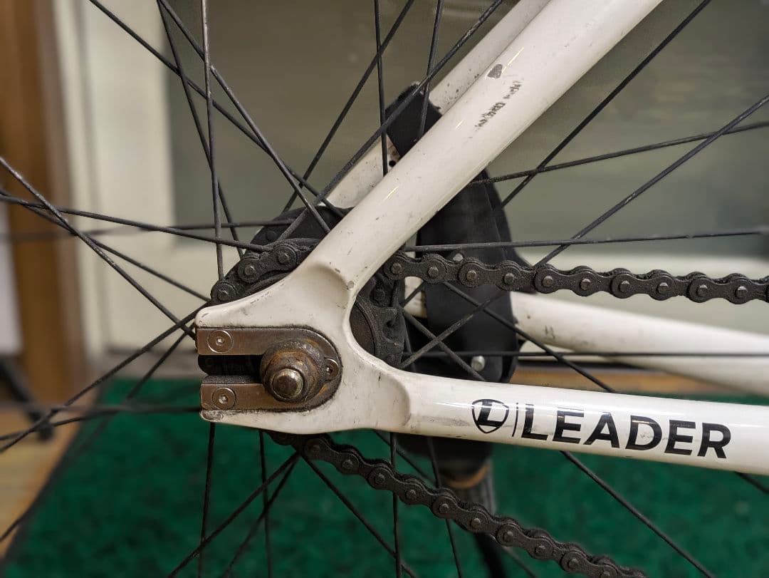 カナダ様　LEADER 725 ピストバイク 　送料込み　値引あり　タイヤ点検済