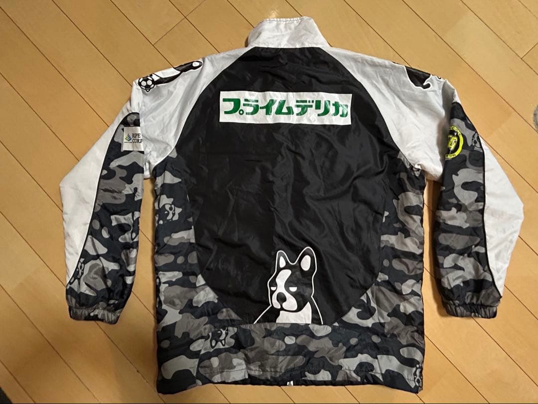 横浜FC サッカージャンキー　ウォーマー　中綿