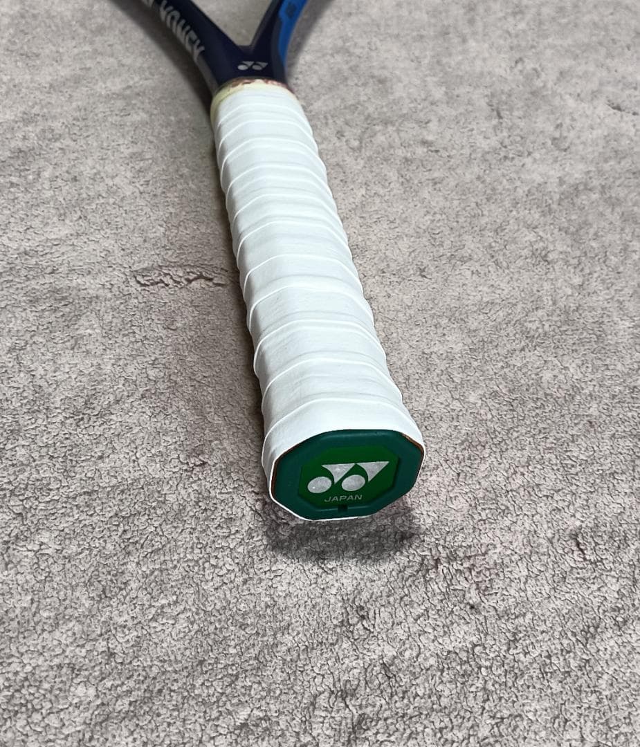 ヨネックス　EZONE98 グリップサイズ3　(値下げしました）